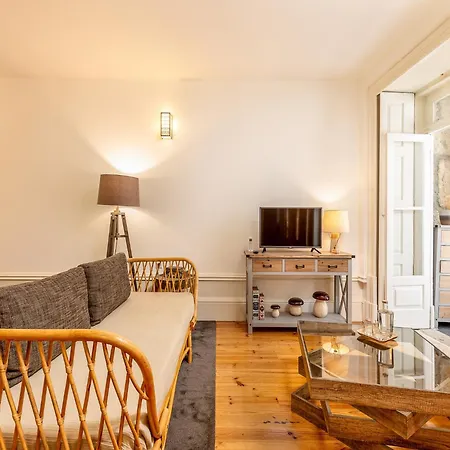 Modern With Essential Amenities Διαμέρισμα