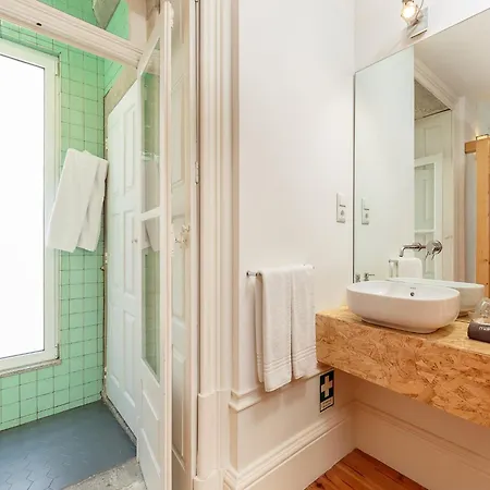 Modern With Essential Amenities *