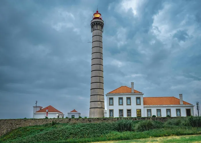 Modern With Essential Amenities Apartment Porto